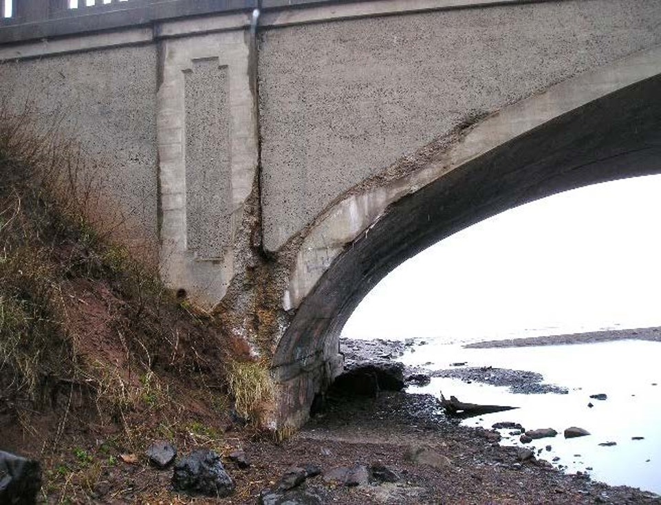 Stewart River Bridge arch deterioration