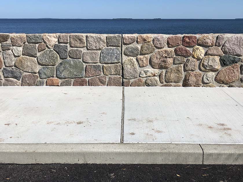 Whipholt wall joint